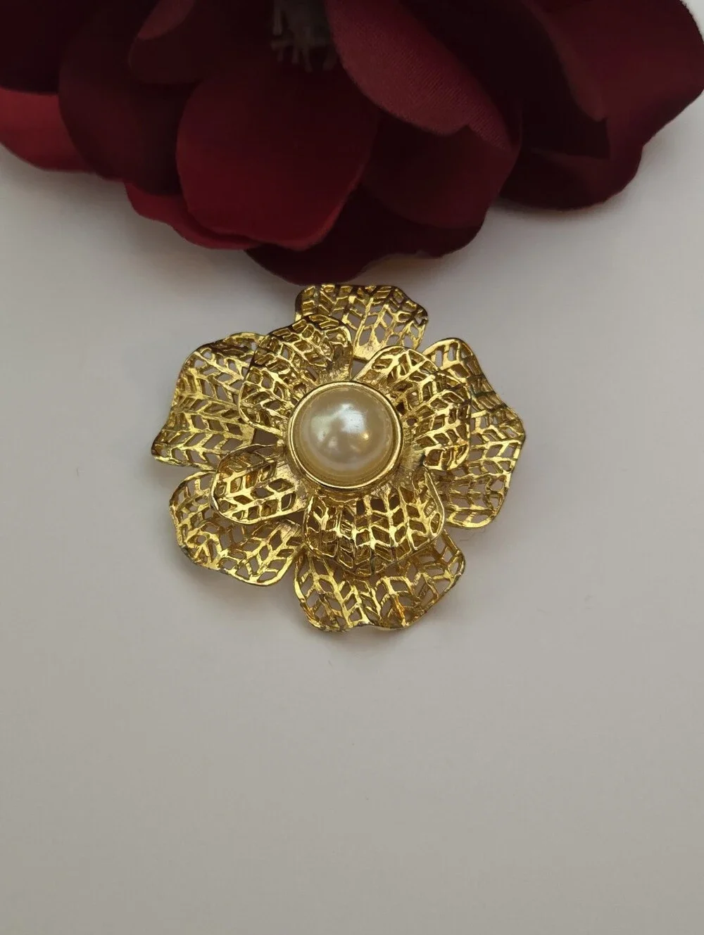 Vintage Gold Plated Open Metal Work Flower Petal & Faux Pearl Brooch